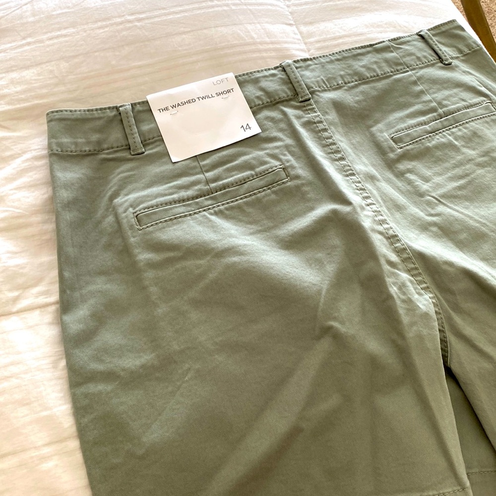 Loft shorts olive green